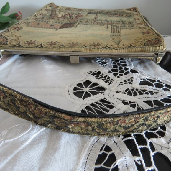 1950s La Marquise Italian Tapestry Purse - Picture 9 of 11